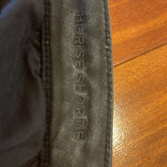 American Eagle Black Jean Shorts - Picture 3 of 4